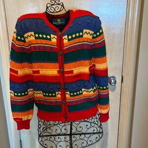 Giesswein multi color sweater
Euro size 40